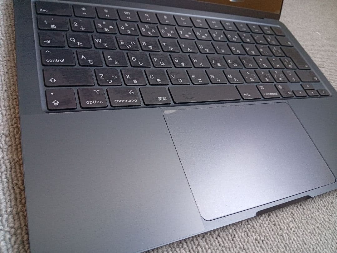 【美品】Apple MacBook2022 ミッドナイト 本体