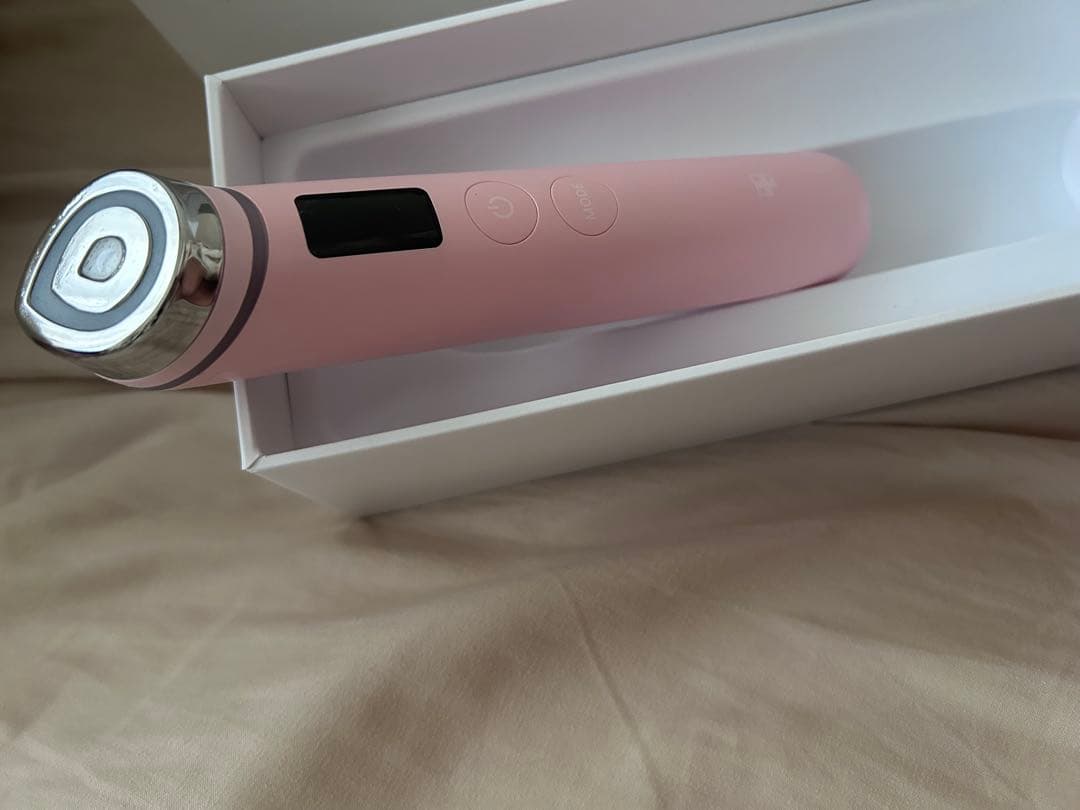 メディキューブ　ブースタープロ　BOOSTER PRO 美顔器 ピンク