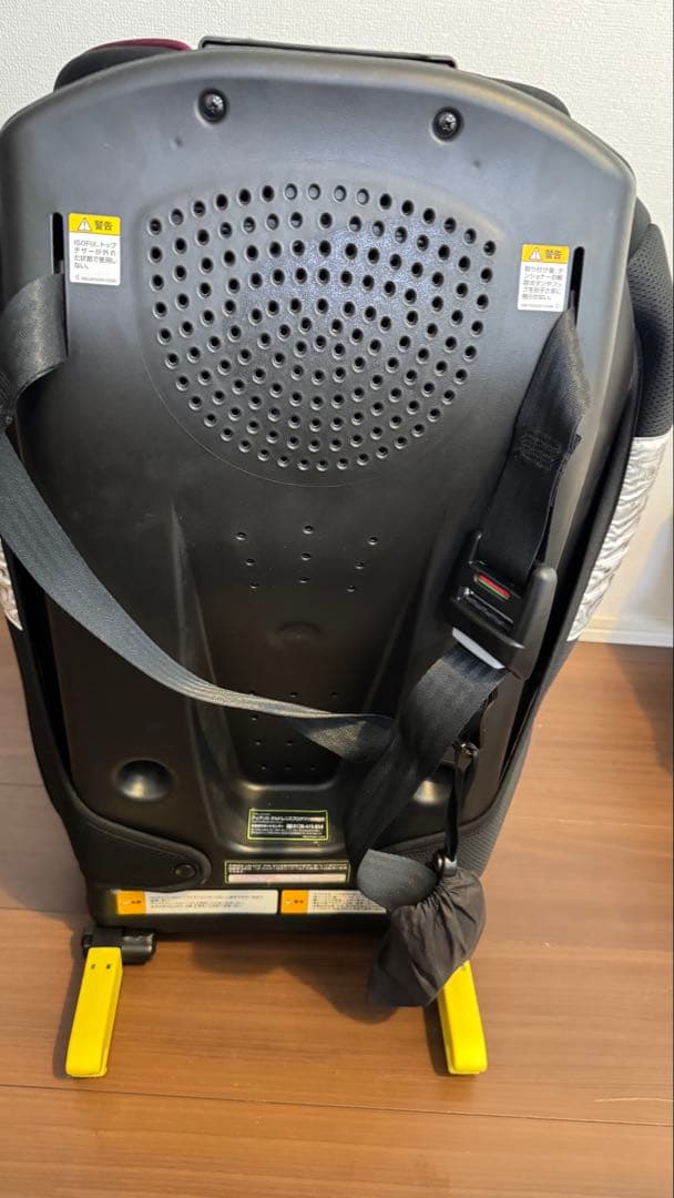 Aprica form fit アップリカ　ISOFIX チャイルドシート