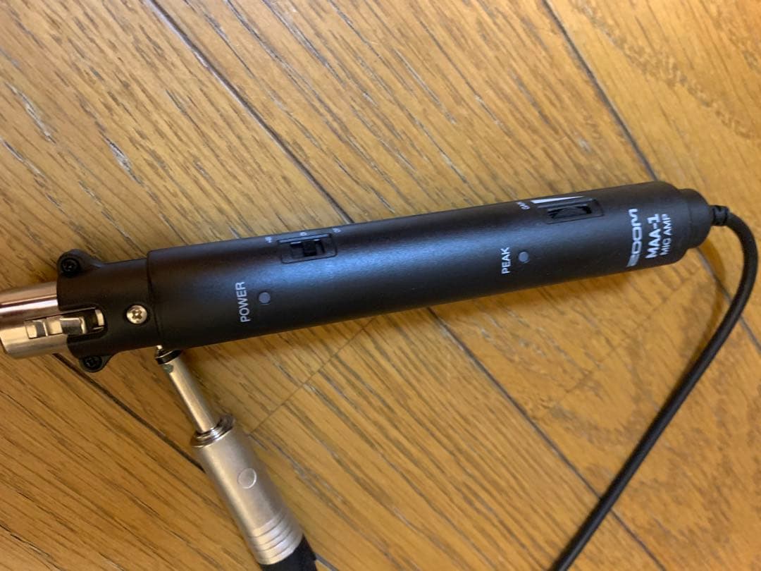 ZOOM A1 FOUR マルチエフェクトプロセッサー