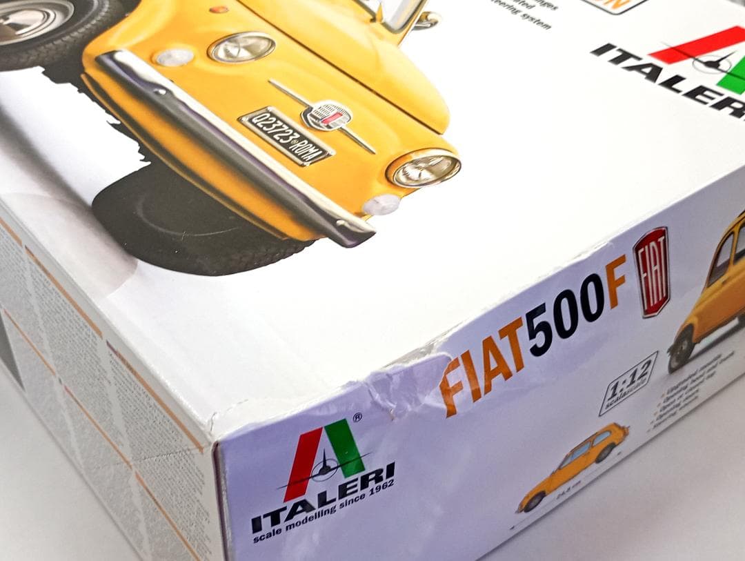 イタレリ 1/12 フィアット 500 F 1965