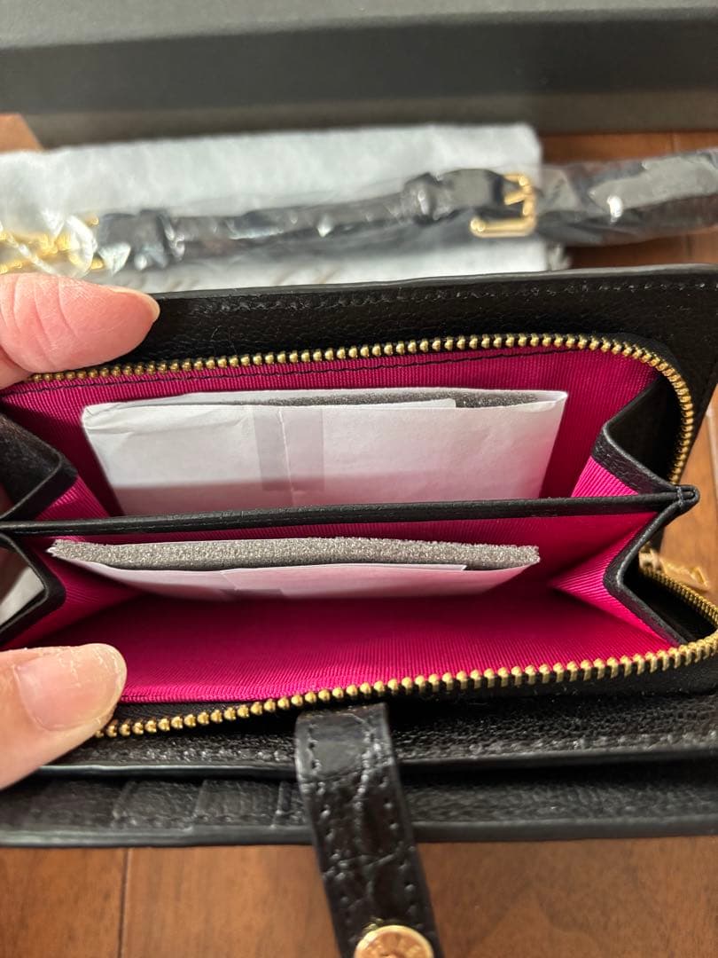 最終お値下げ♡新品未使用♡ Pelley Lusso ペレリールッソ　クロコ財布