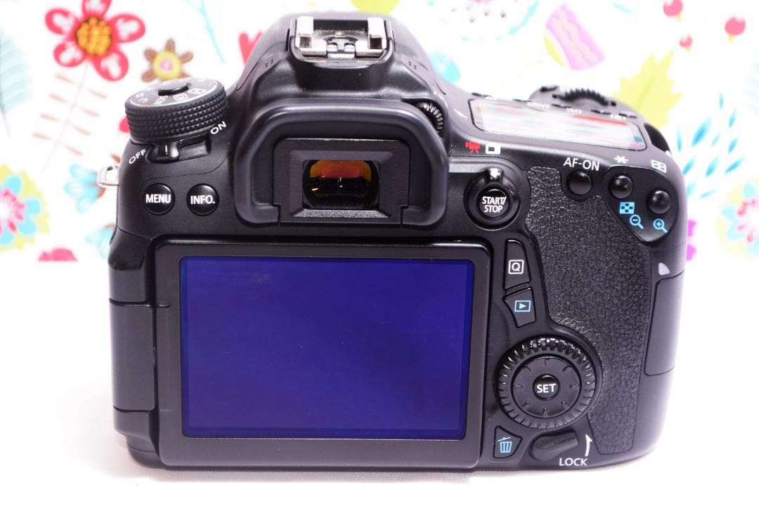 Canon EOS 70D★WiFi搭載＆一瞬を逃さない高速連写☆