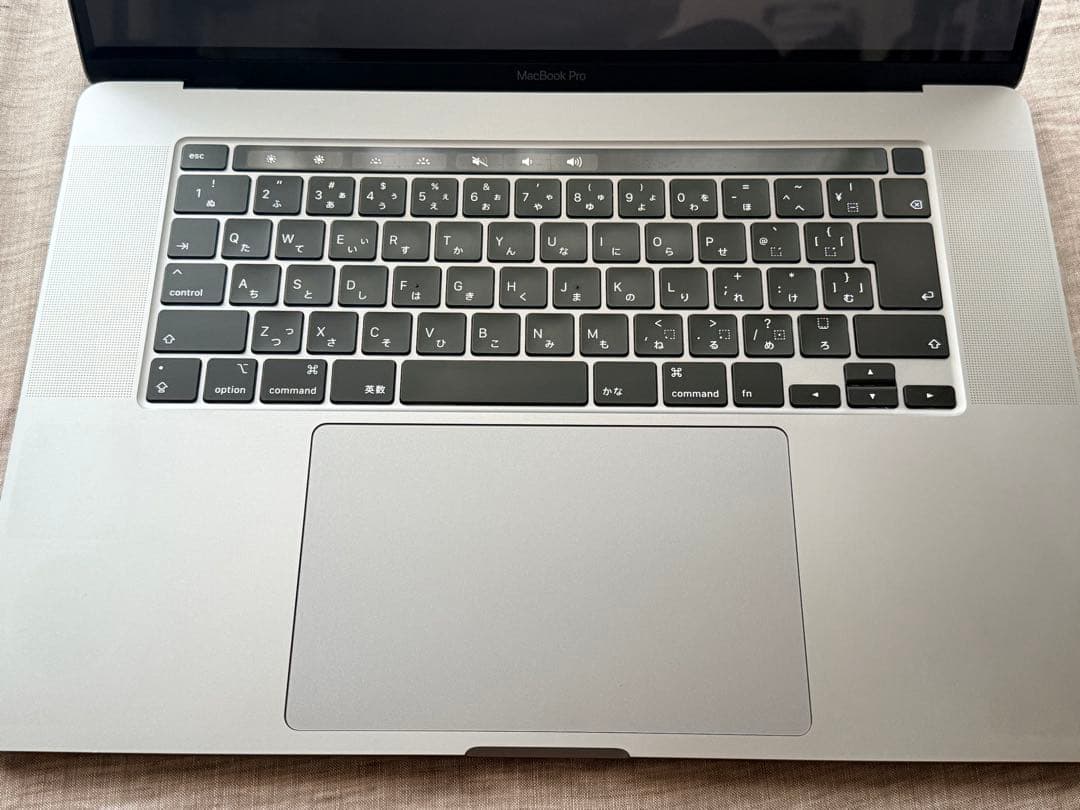 MacBook Pro 2019 i9 1TB 16G　16inch
