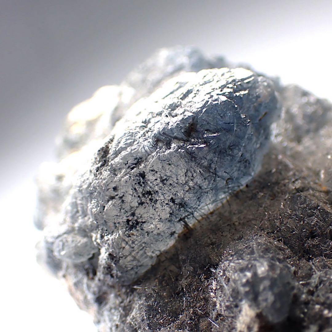 【パキスタン/ザギ産】リーベカイトインクォーツ(ザギマウンテンクォーツ)