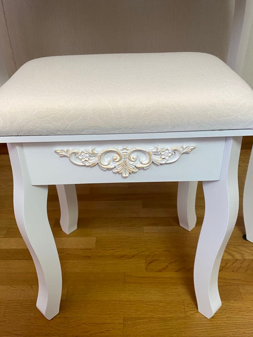 ロココ♦️ホワイトシャビー♦️猫脚ドレッサー＆スツール♦️フレンチ ローズ♦️送料込