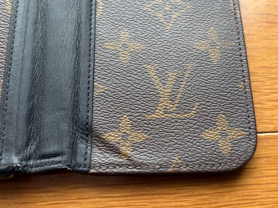 LOUIS VUITTON iPhone 15 PRO フォリオ ケース 手帳