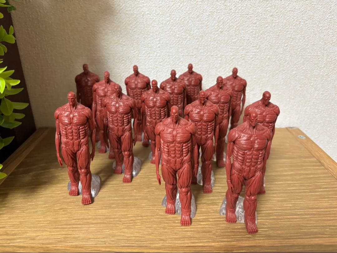 進撃の巨人　一番くじ　地ならしフィギュア　14体セット