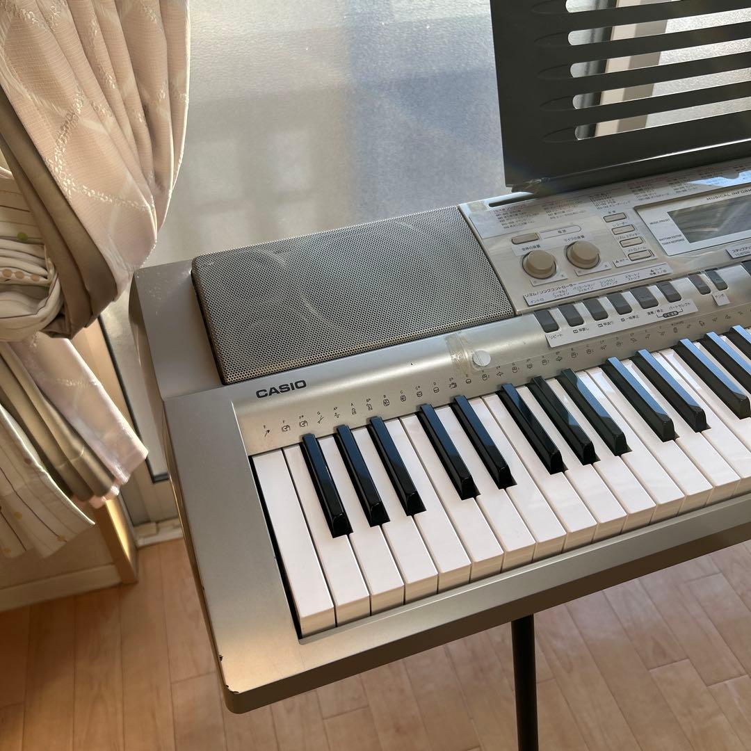 埼玉北部引取希望　カシオ CASIO WK-200 電子キーボード 　スタンド付