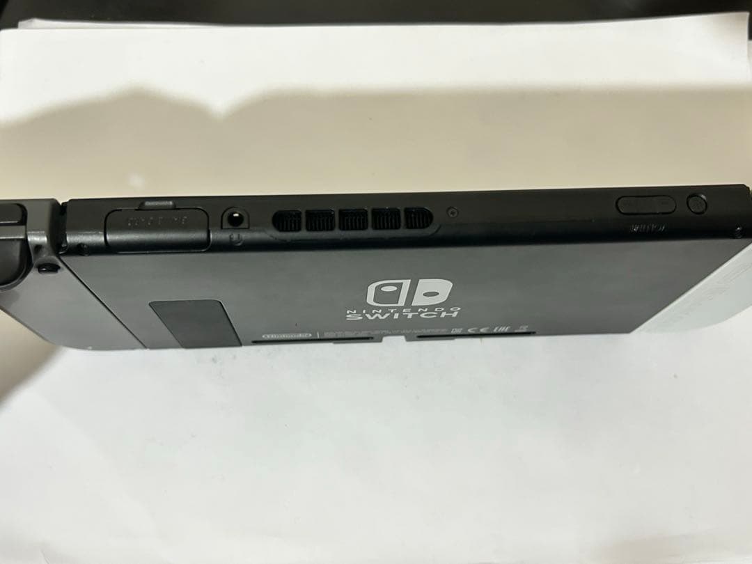 【動作品】ニンテンドー Switch 新型 バッテリー強化版 ホワイト グレー