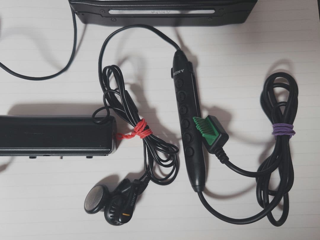 SONY ソニー　ポータブルカセットプレーヤー ウォークマン WM-F707