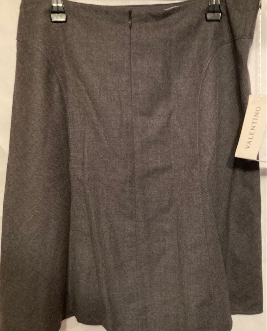 VALENTINO ヴァレンティノ　グレー ひざ丈スカート12 タグ付き未使用品