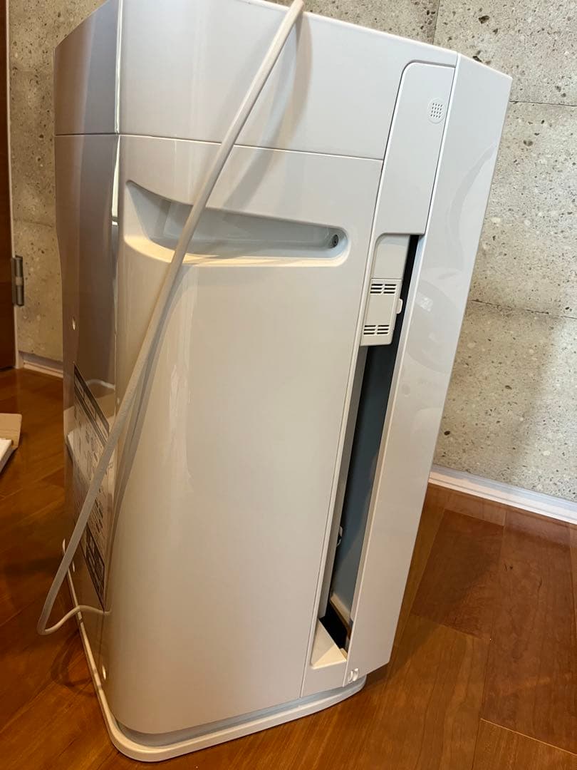 ダイキン　MCK70V-W 加湿ストリーマ空気清浄機