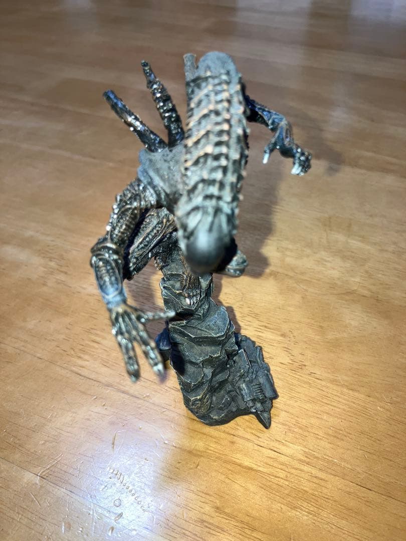 エイリアンウォーリアー マイクロ フィギュア スタチュー
