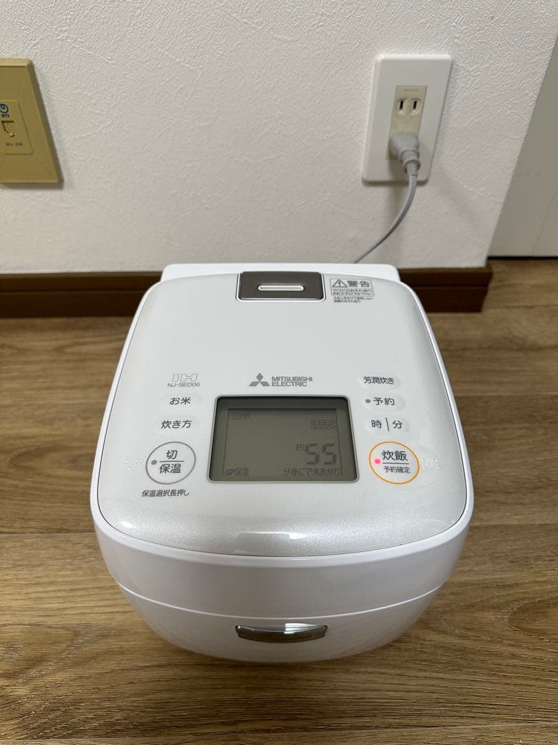 美品　三菱電機 炊飯器 3.5合 NJ-SED06-W 2022年製