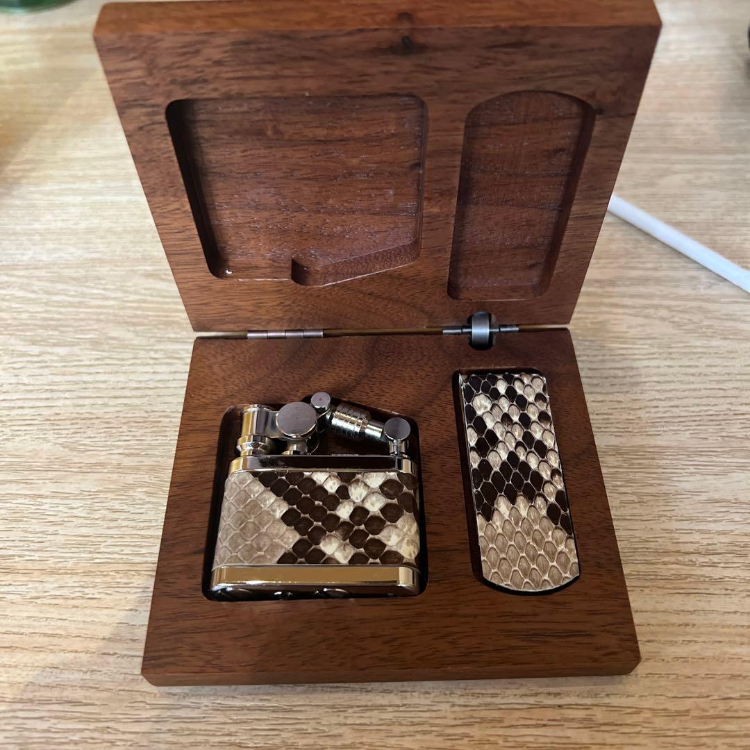 DUKE SPECIAL EDITIONライター