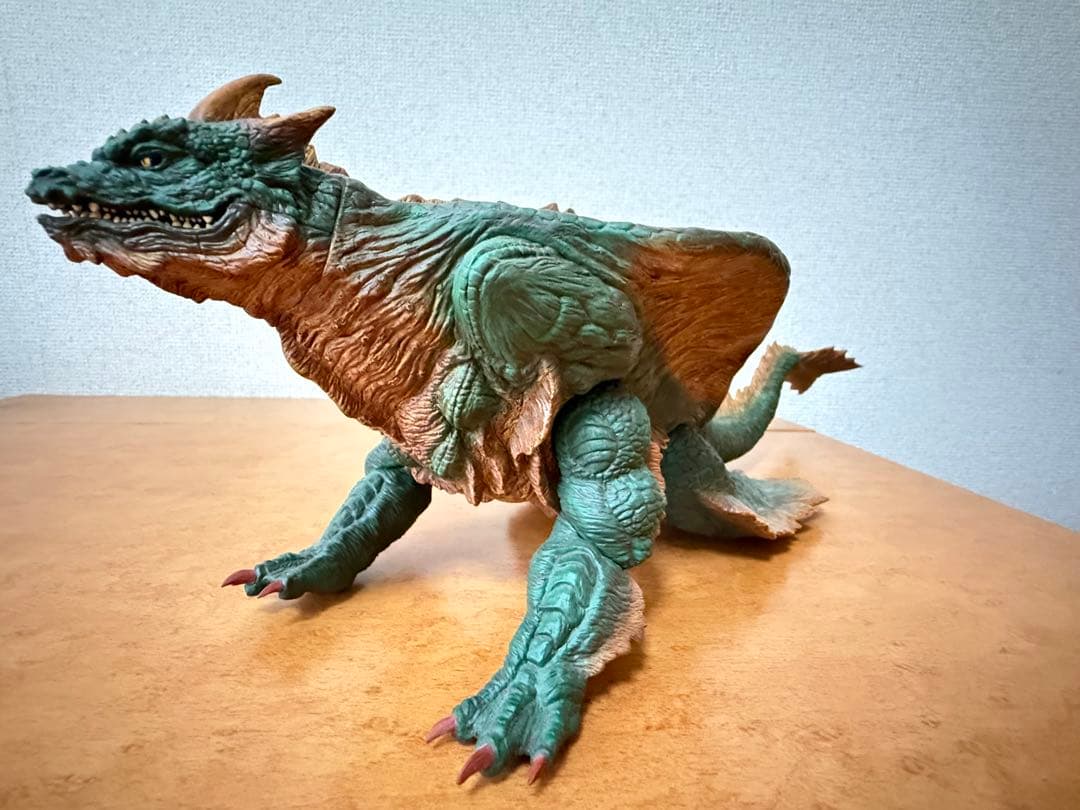 バンダイ　怪獣番外地　ダガーラ　ゴーゴ付き