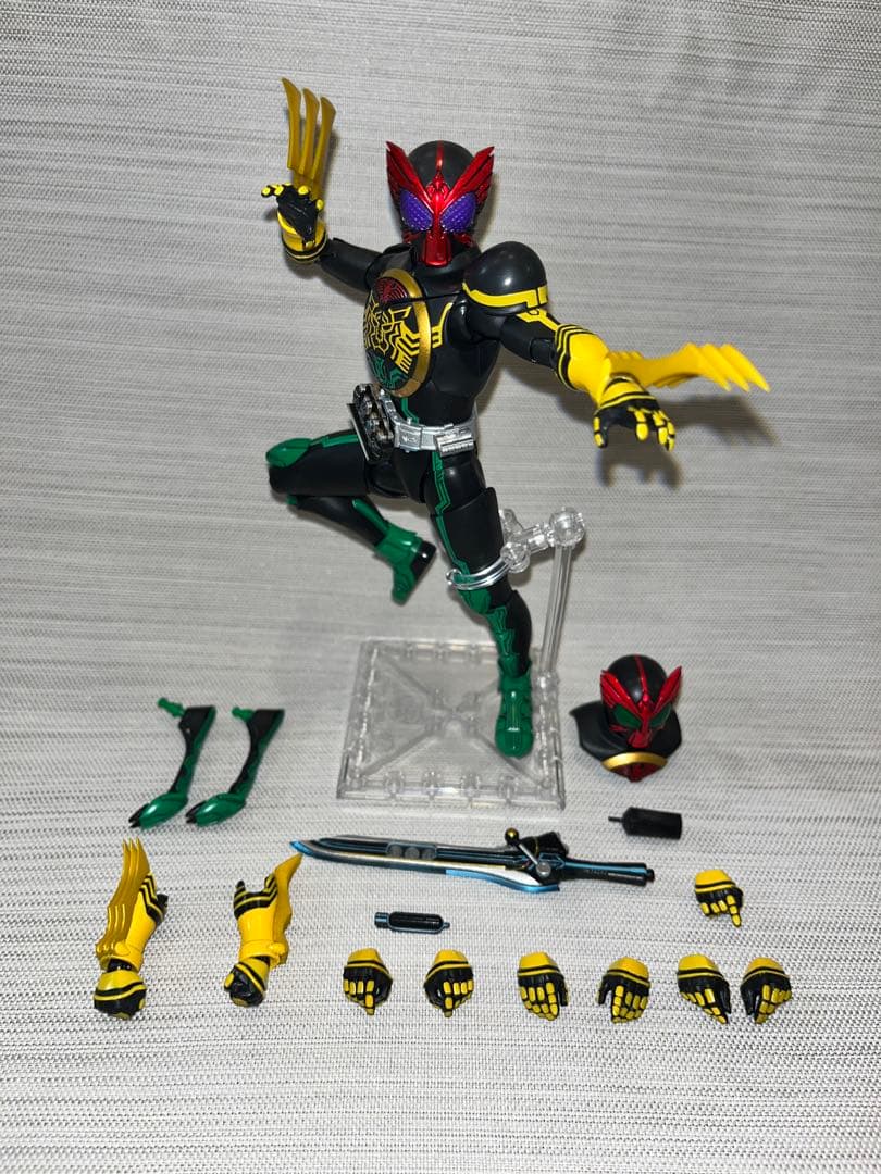 S.H.Figuarts真骨彫製法 仮面ライダーオーズ タトバ パープルアイ付属