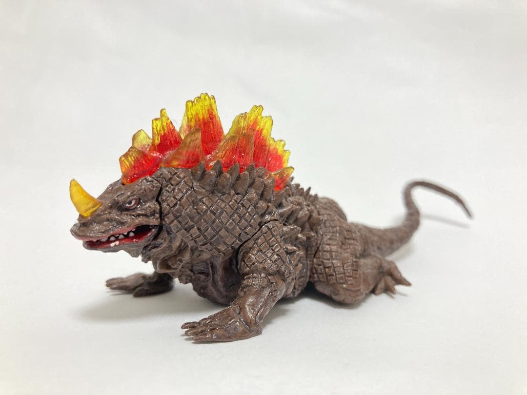 DG ウルトラマン 第4弾 4種5個セット レオ ベムスター ザンボラー