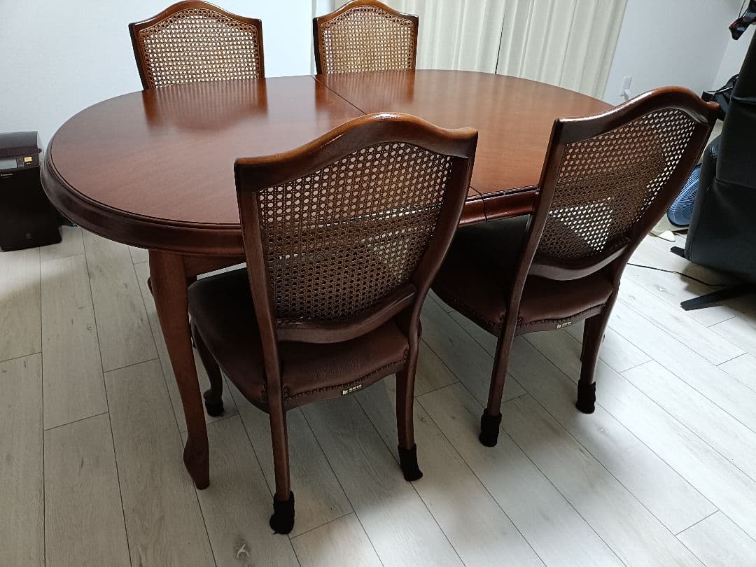 まはろさん専用　木製円形ダイニングテーブルのみ