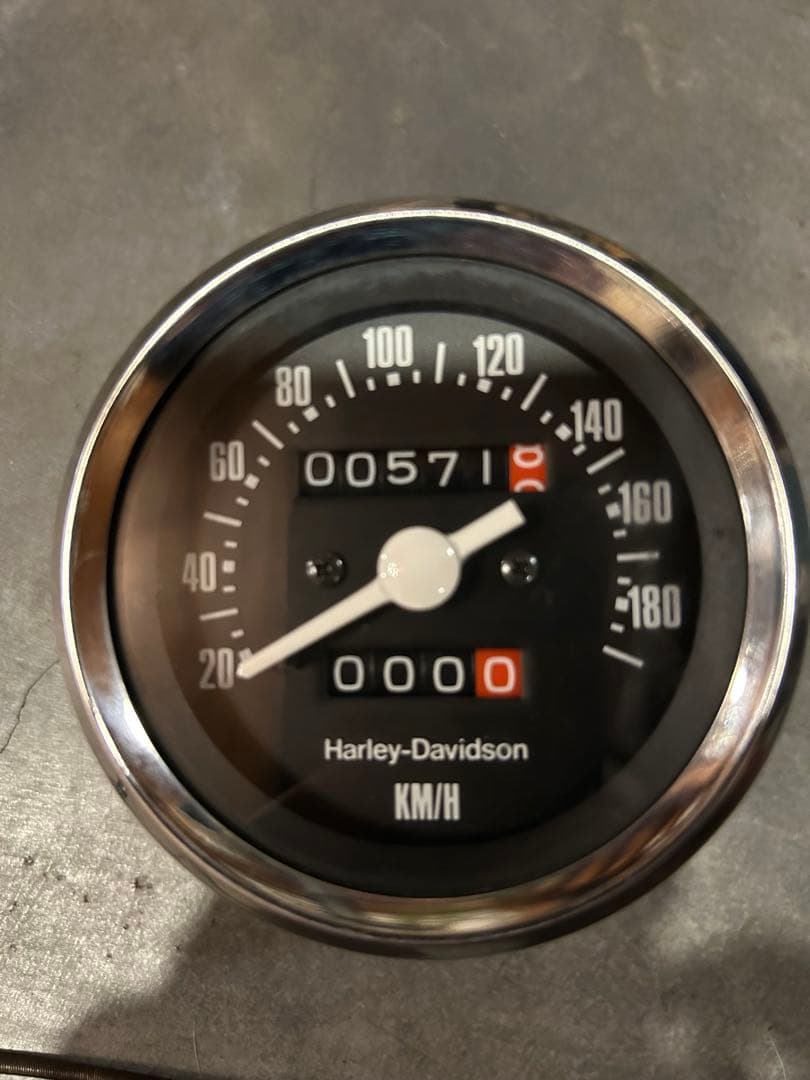 値下げ　Harley-Davidson KM/Hメーター ショベルヘッド