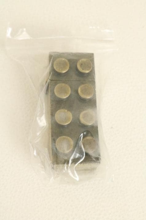 【新品】☆ビューティービースト：ロゴ刻　ブロック型　真鍮　ライターケース