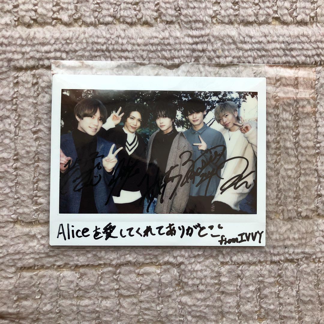 IVVY 直筆サイン入りチェキ