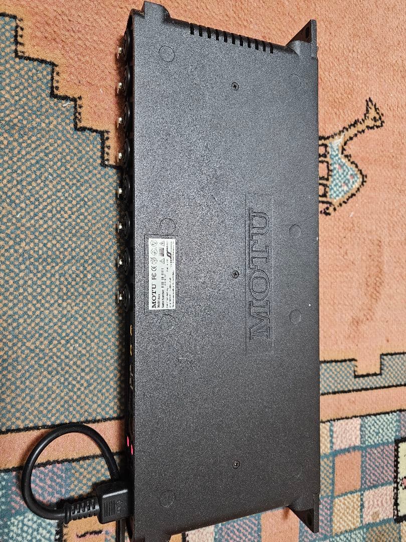 MOTU 8 pre Firewireオーディオインターフェース