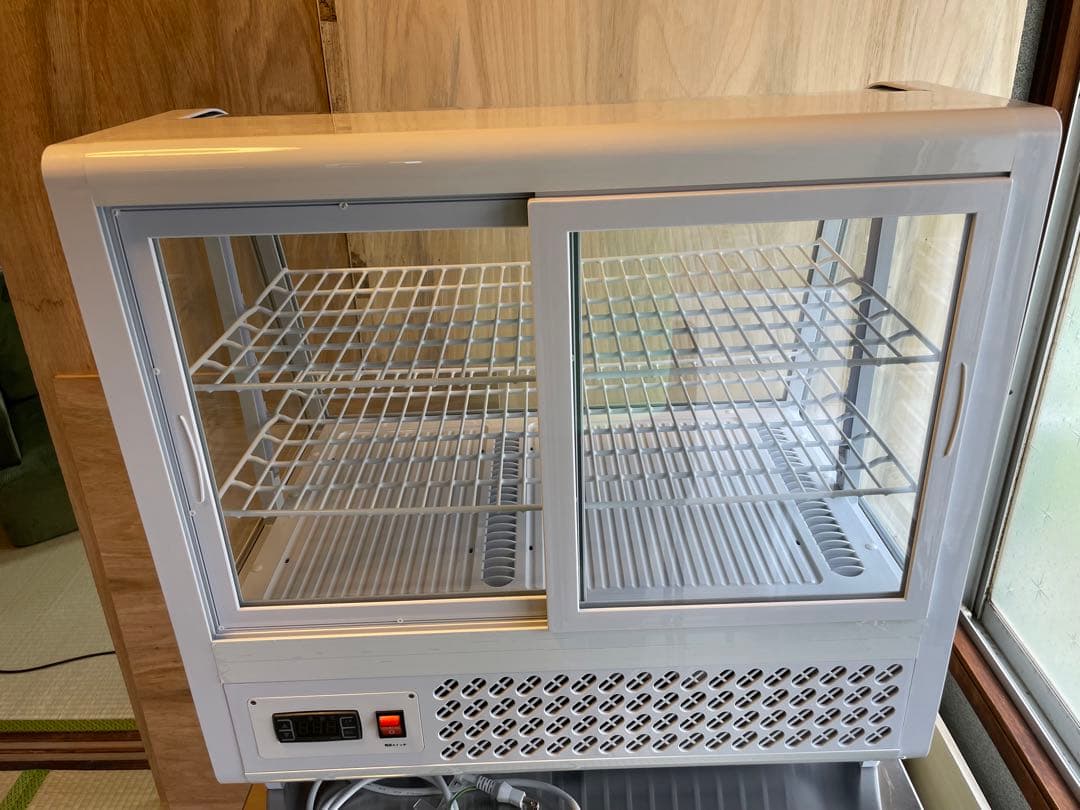 ※おー【美品】　冷蔵ショーケース　型番: HJR-UTK100WT