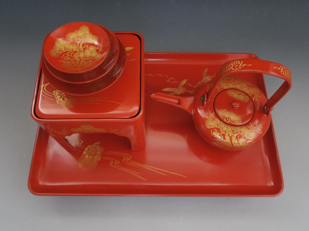 【輪島塗】屠蘇器 稲忠漆芸堂謹製 鶴亀松竹梅 沈金 洗朱 壱組 天然木 共箱