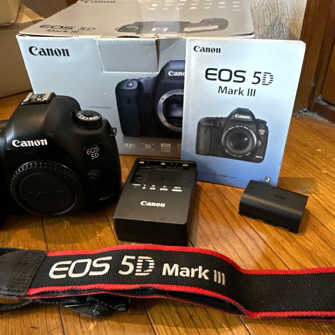 デジタル一眼レフカメラCanon EOS 5D mark III