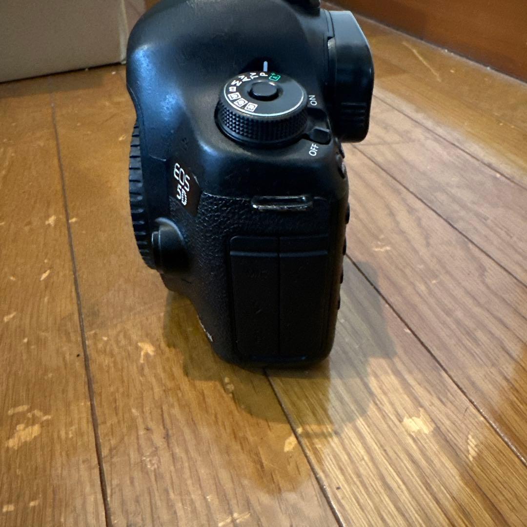 デジタル一眼レフカメラCanon EOS 5D mark III