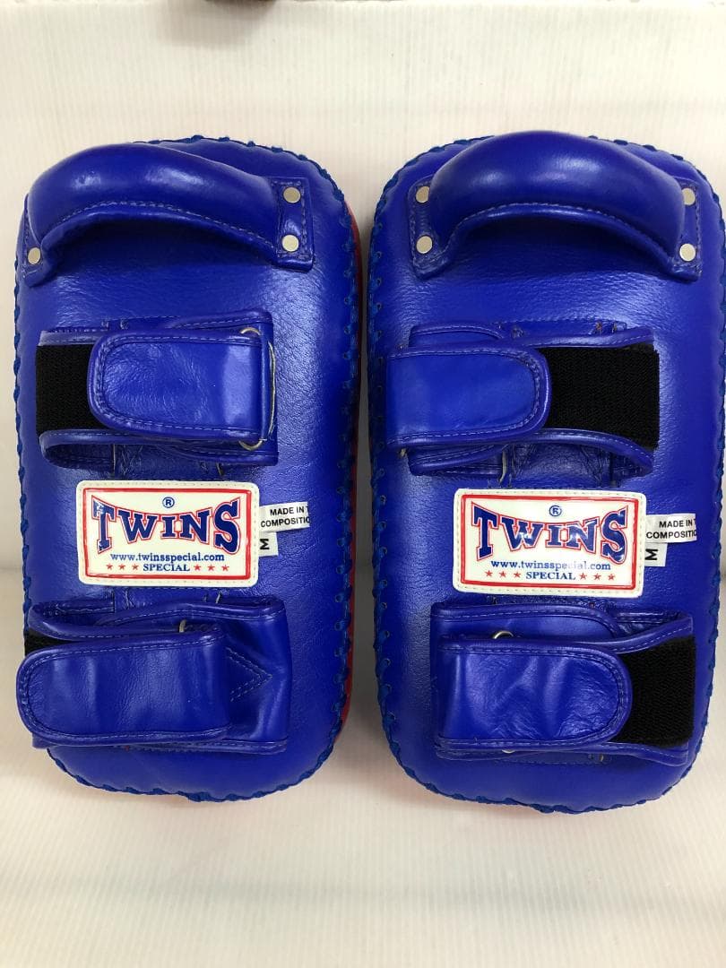 N023 TWINS SPECIAL キックミット 本革 青
