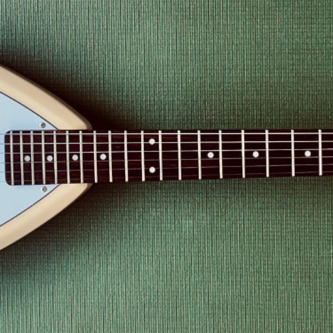 【美品】VOX★APACHE-1 アンプ内蔵 Teardrop MarkⅢ