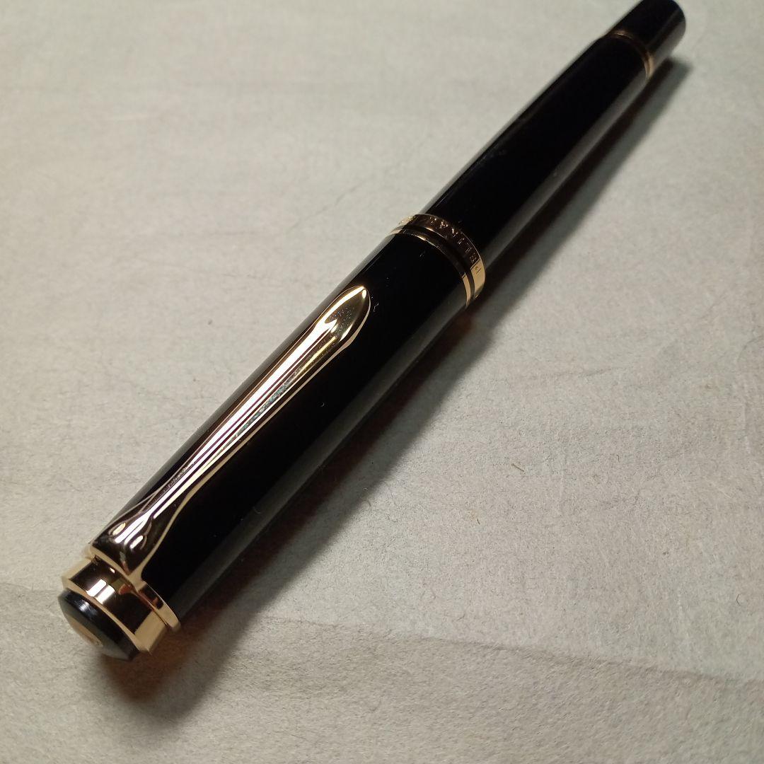 未使用品　希少❢　ペリカン万年筆　F (細字) 14金