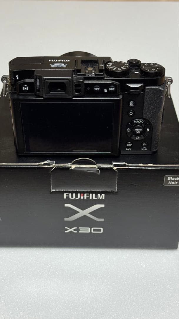 ジャンク品　FUJIFILM X30 富士フィルムコンパクトデジタルカメラ