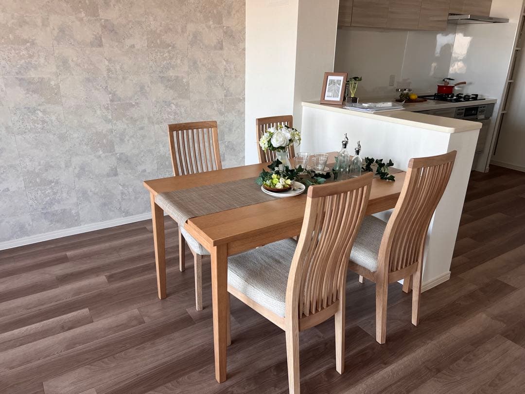 【送料込み 】展示品 シギヤマ家具 ダイニングテーブルのみ