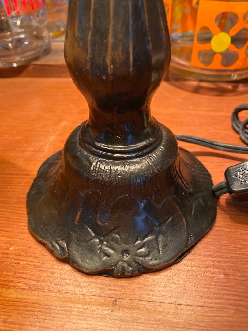 ステンドグラス　ランプ　卓上　シェード　インテリア