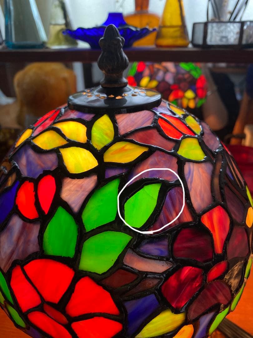ステンドグラス　ランプ　卓上　シェード　インテリア