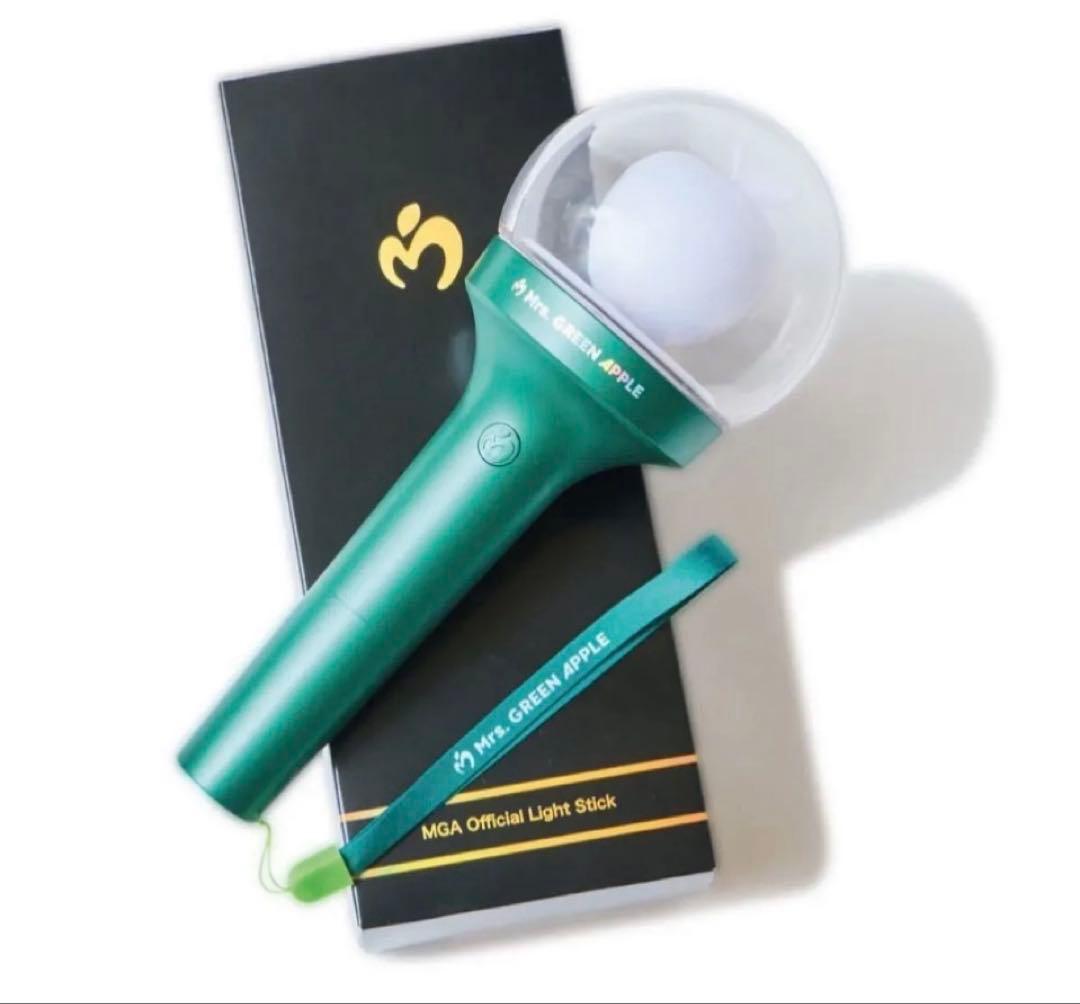 MGA 公式ペンライト ステッカー付き