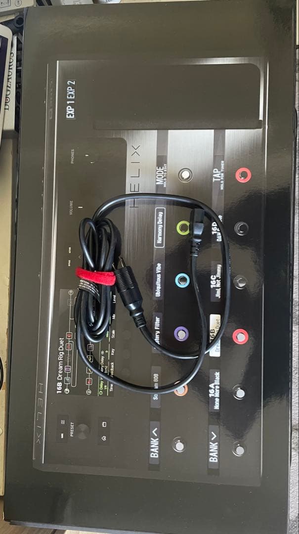 Line6 Helix floor 箱付き