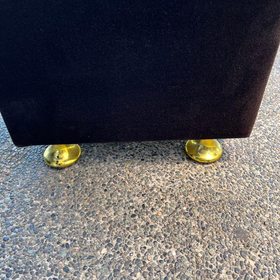 1人掛けソファー　オットマン付　クラブ風　ホテルラウンジ　昭和レトロ