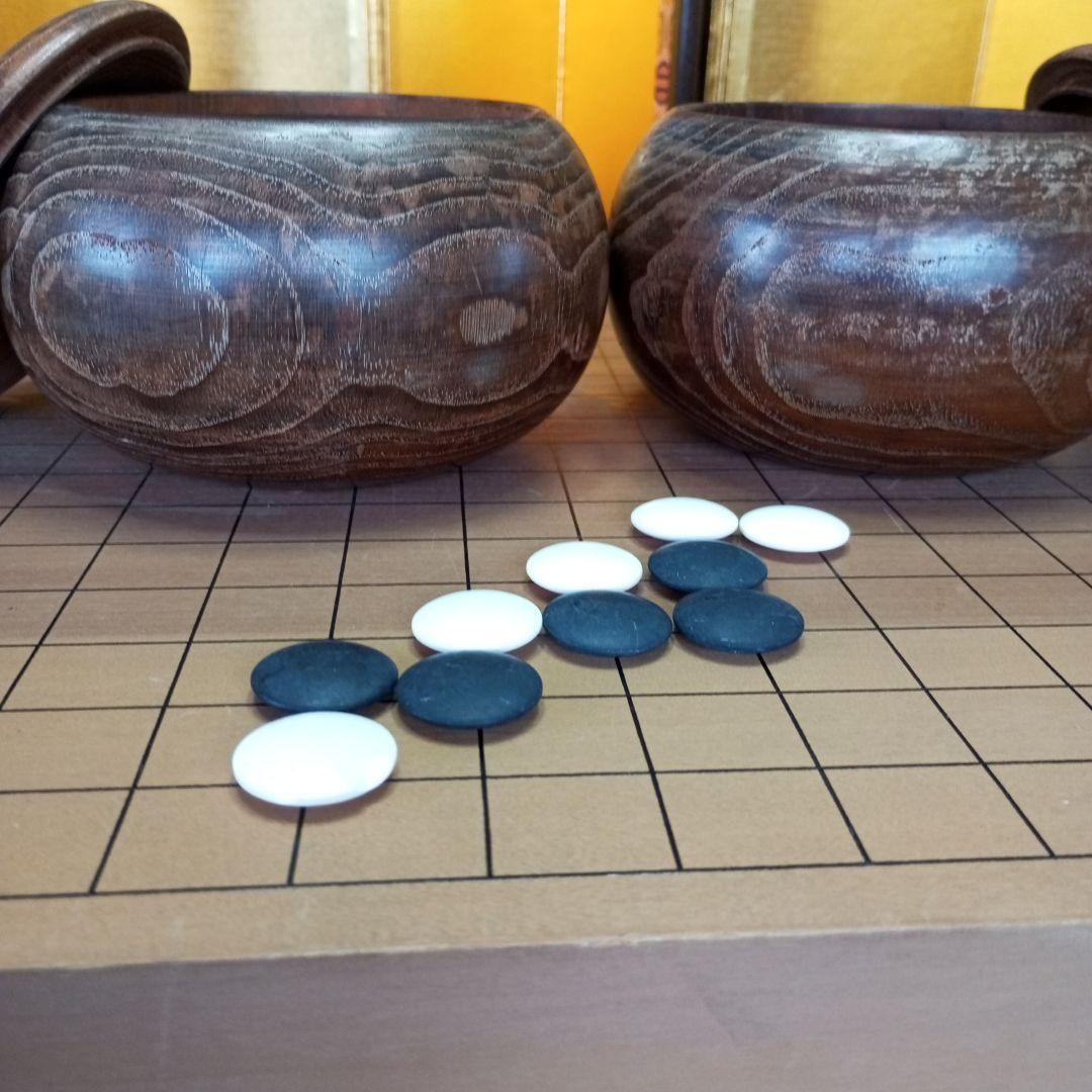 本格囲碁盤　本榧　碁盤囲碁　ヘソあり美品　高級品昭和レトロ　脚付囲碁盤碁石セット