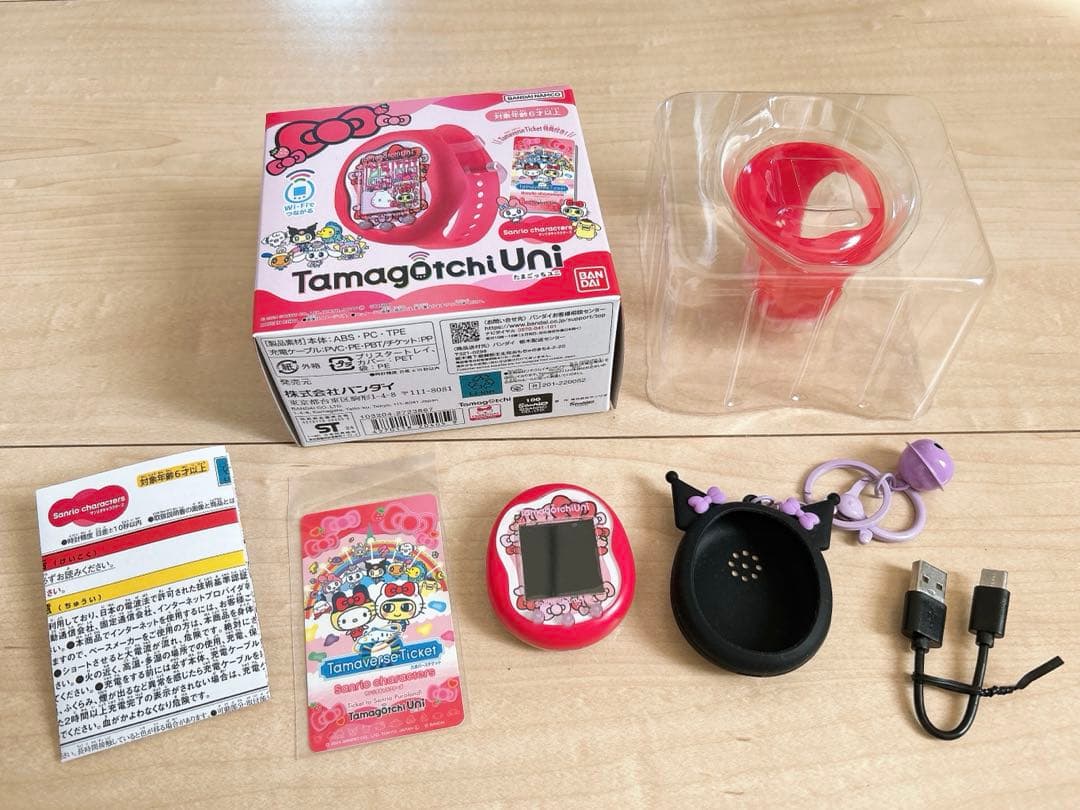 Tamagotchi Uni たまごっちユニ　サンリオ　sanrio