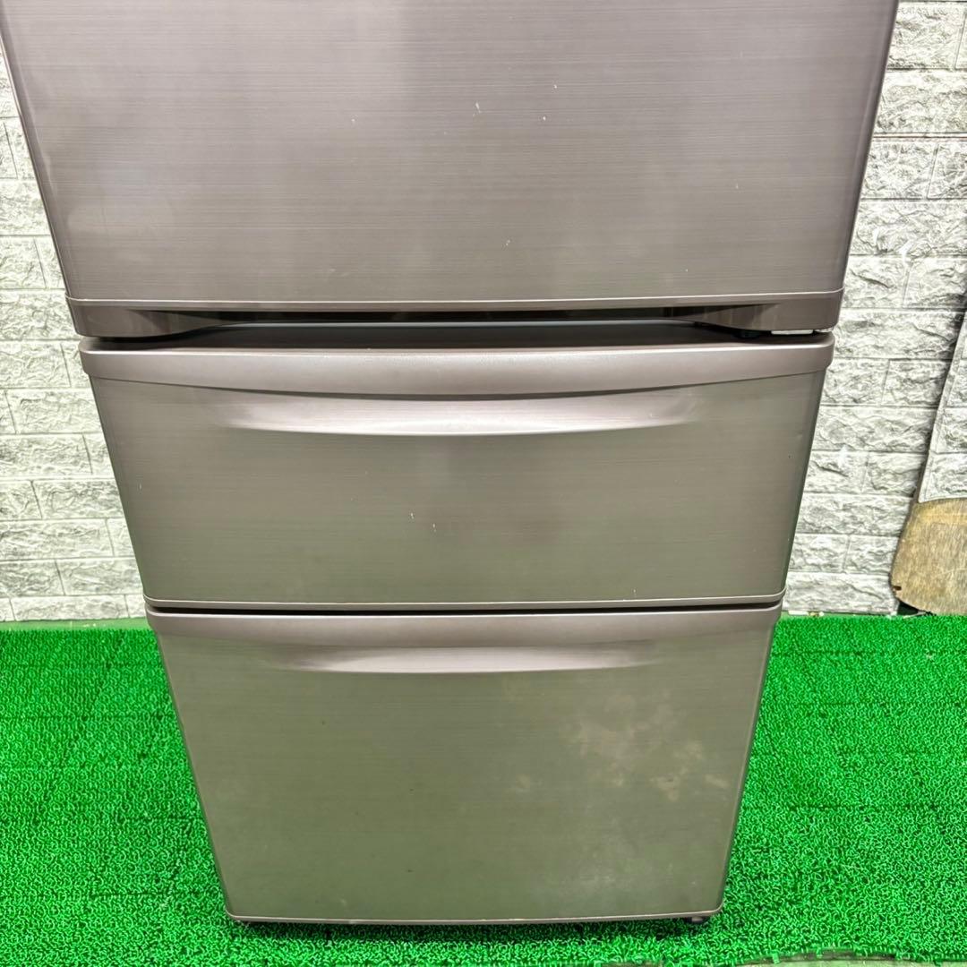 277 冷蔵庫　大型　300L強　自動製氷機付　右開き　保証込　洗濯機も有　美品