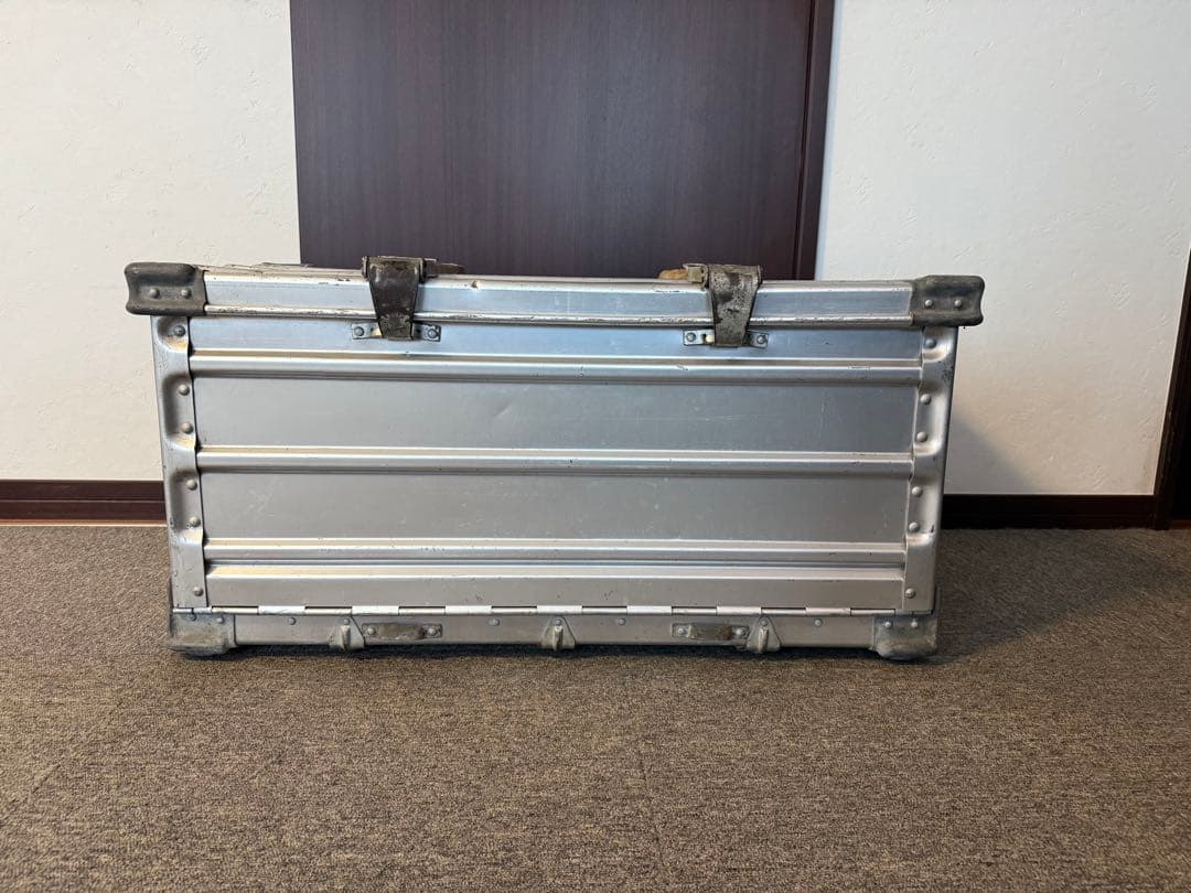 ス*ィ様 連休限定価格『激レア』zergesアルミコンテナ