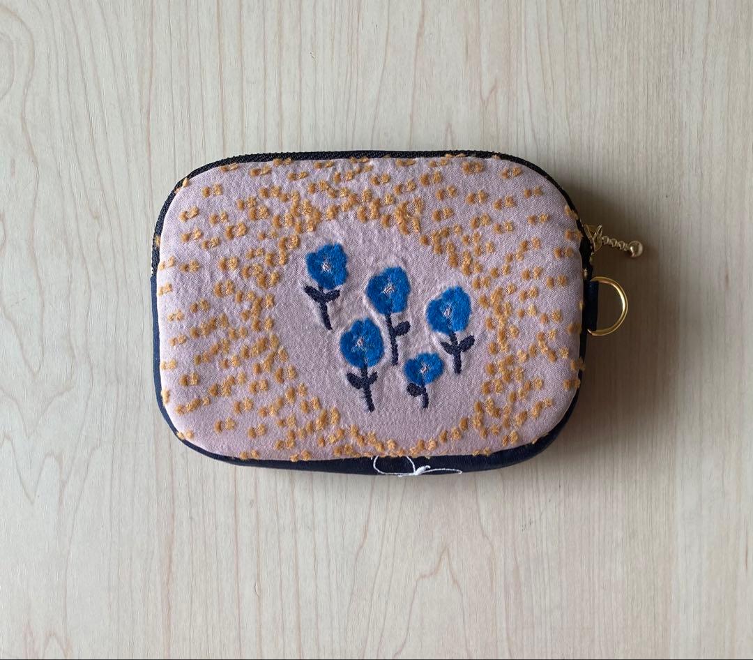 薄型ラウンドポーチ(Dカン付き)