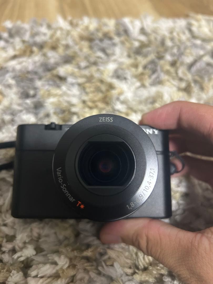 美品Sony Cyber-shot DSC-RX100 コンパクトデジタルカメラ