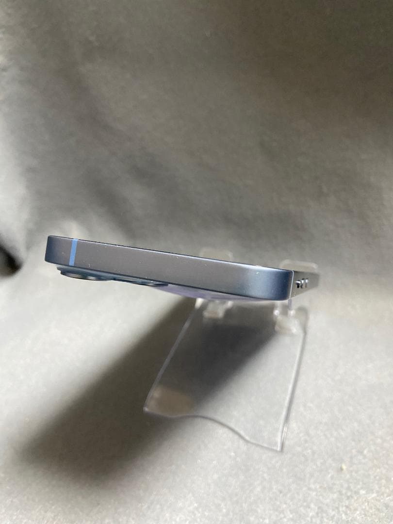 美品　Appleストア版　SIMフリー　iPhone14 256GB ブルー色