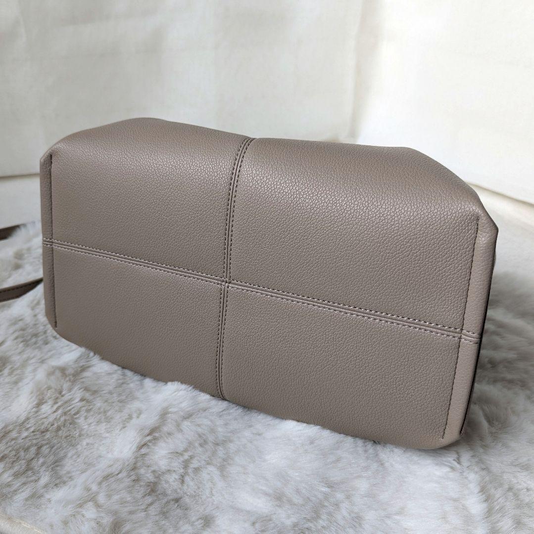 ポレーヌ ヌメロ・ヌフ ハンドバッグ グレージュ系 2WAY　　　♦かめのこ様♦